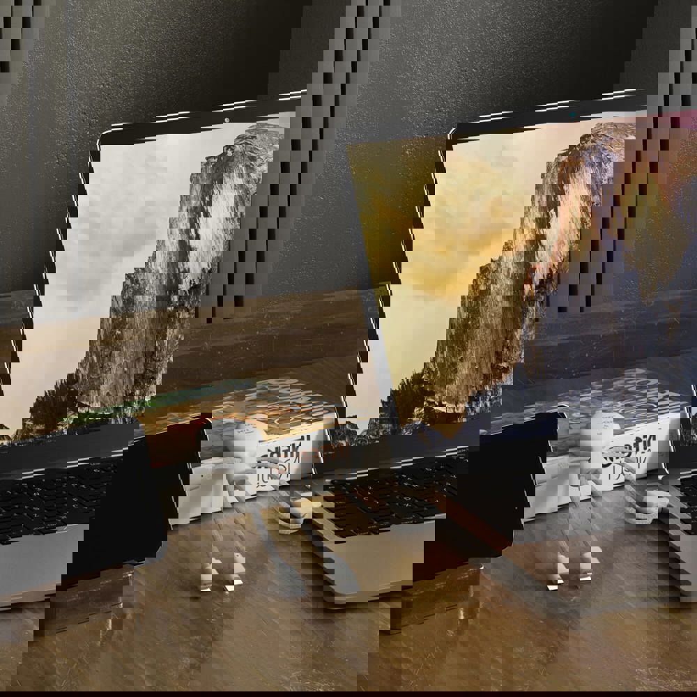 2099 | Xoopar Mr. Bio Smart Charging cable with NFC