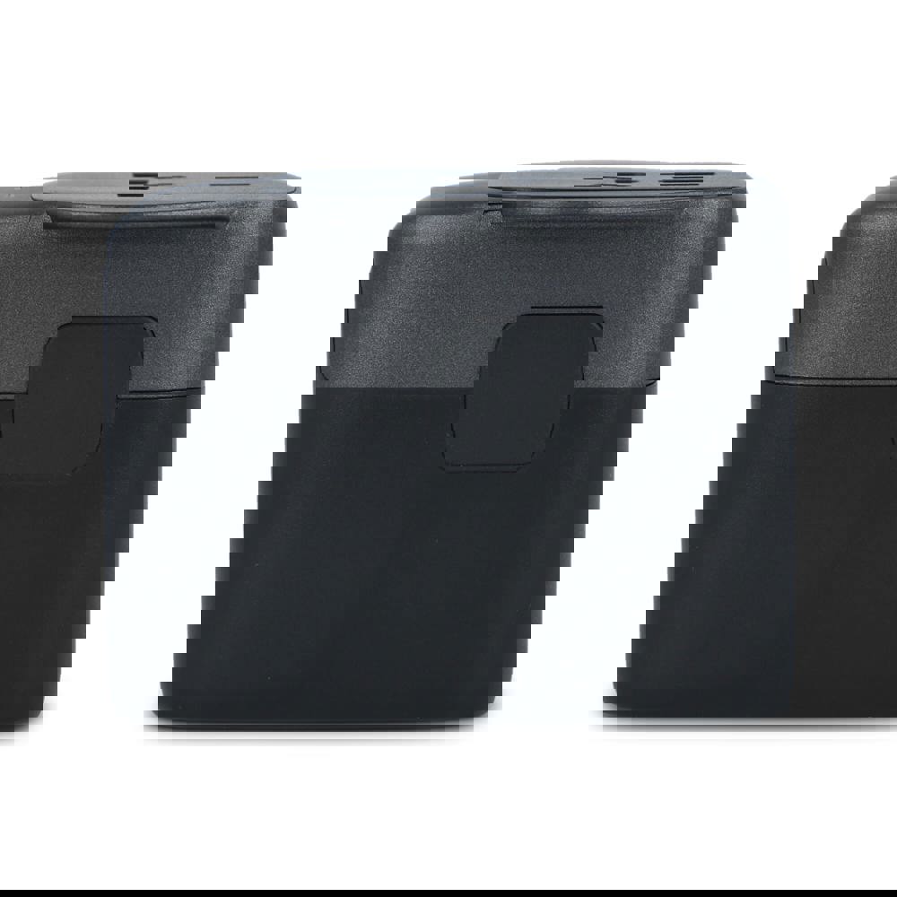  PowerPro Reiseadapter aus recyceltem Kunststoff