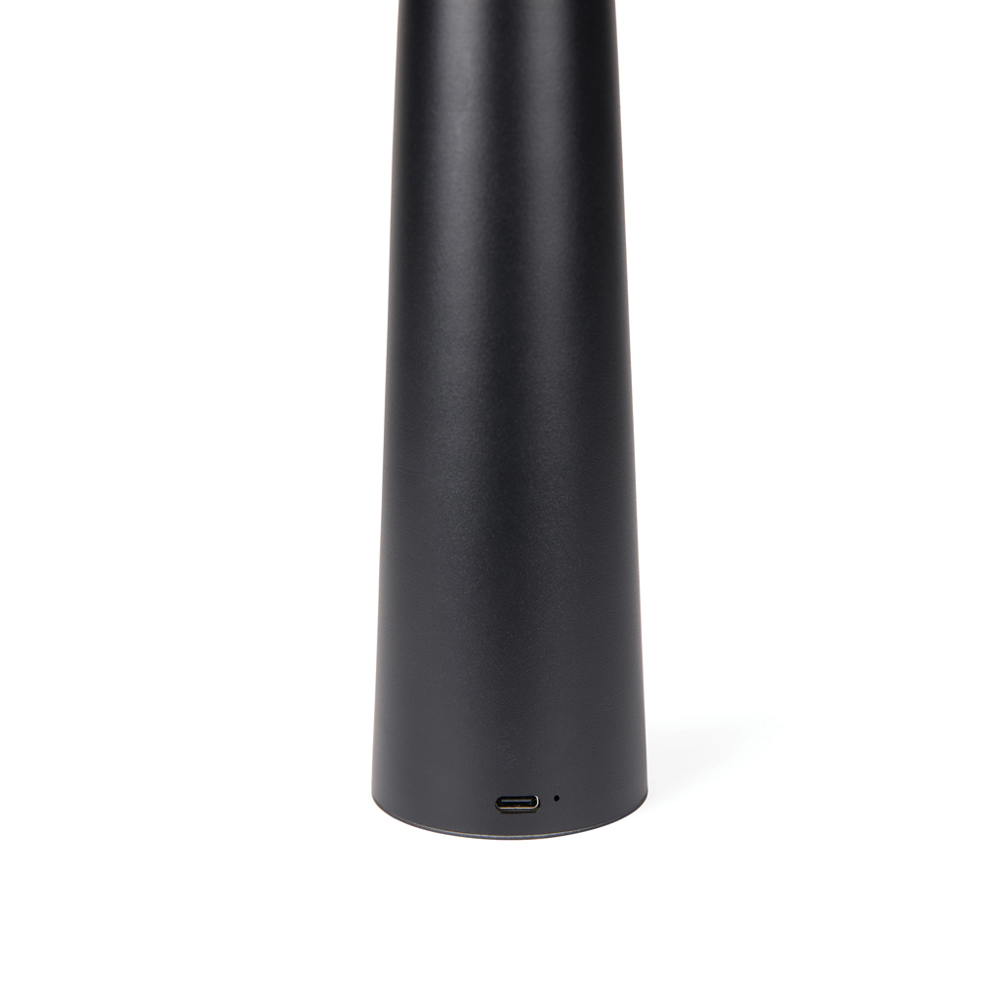 VINGA Avery RCS Tischlampe