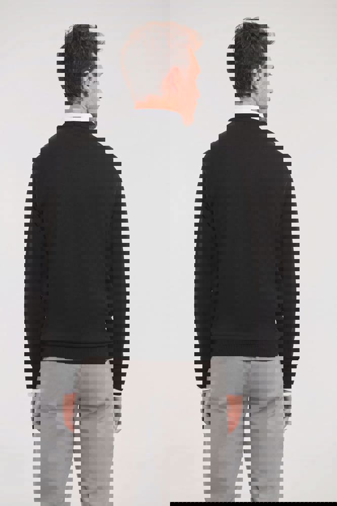 RU710M - V-neck Knitted Pullover