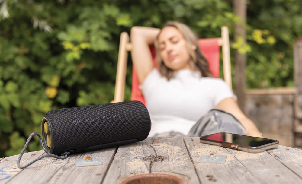 Urban Vitamin Pacific Grove 30W IPX7 Speaker aus RCS Plastik