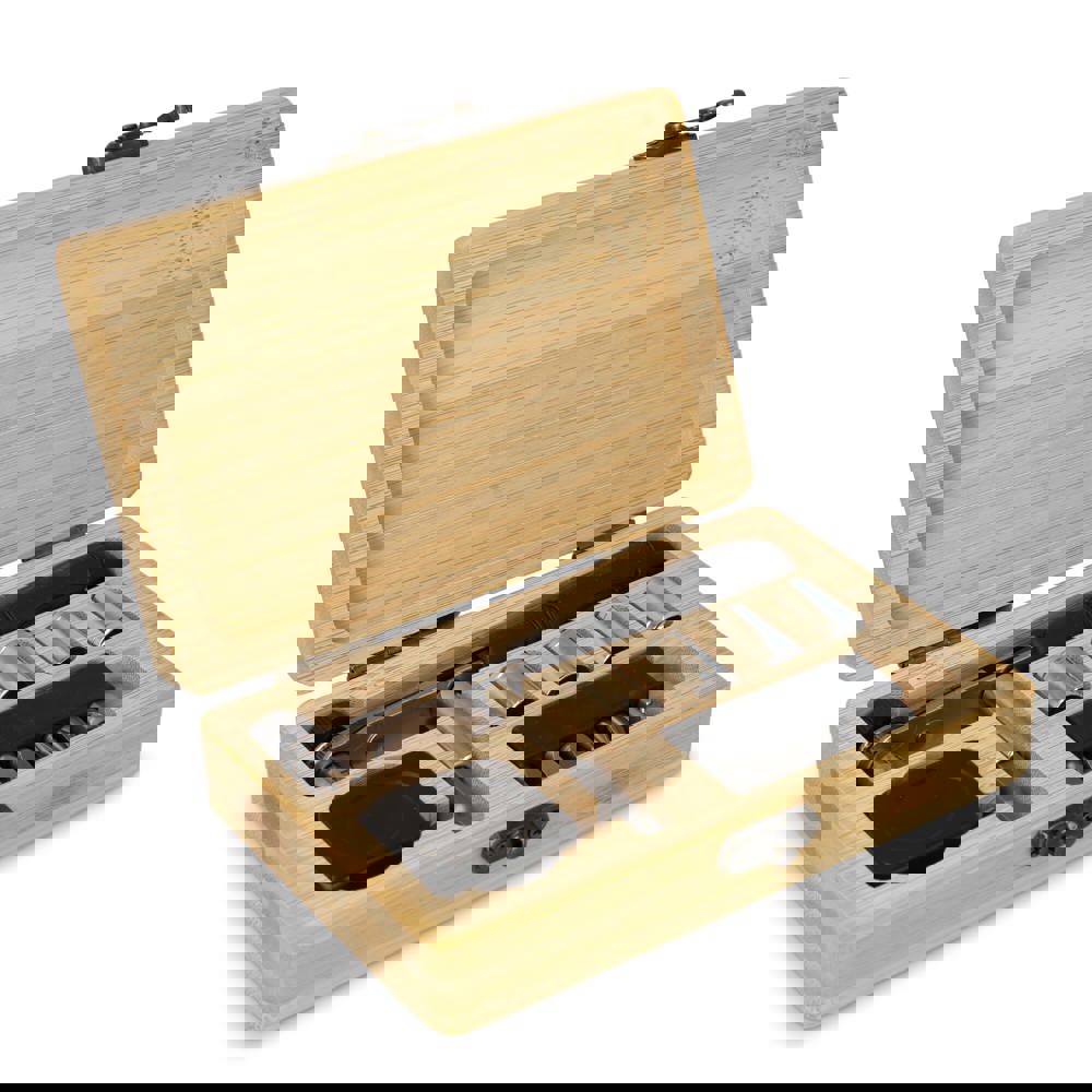 13-teiliges Werkzeugset in Bambusbox